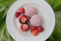 Mochi Daifuku Coklat Stroberi: Resep Super Mudah Anti Gagal!