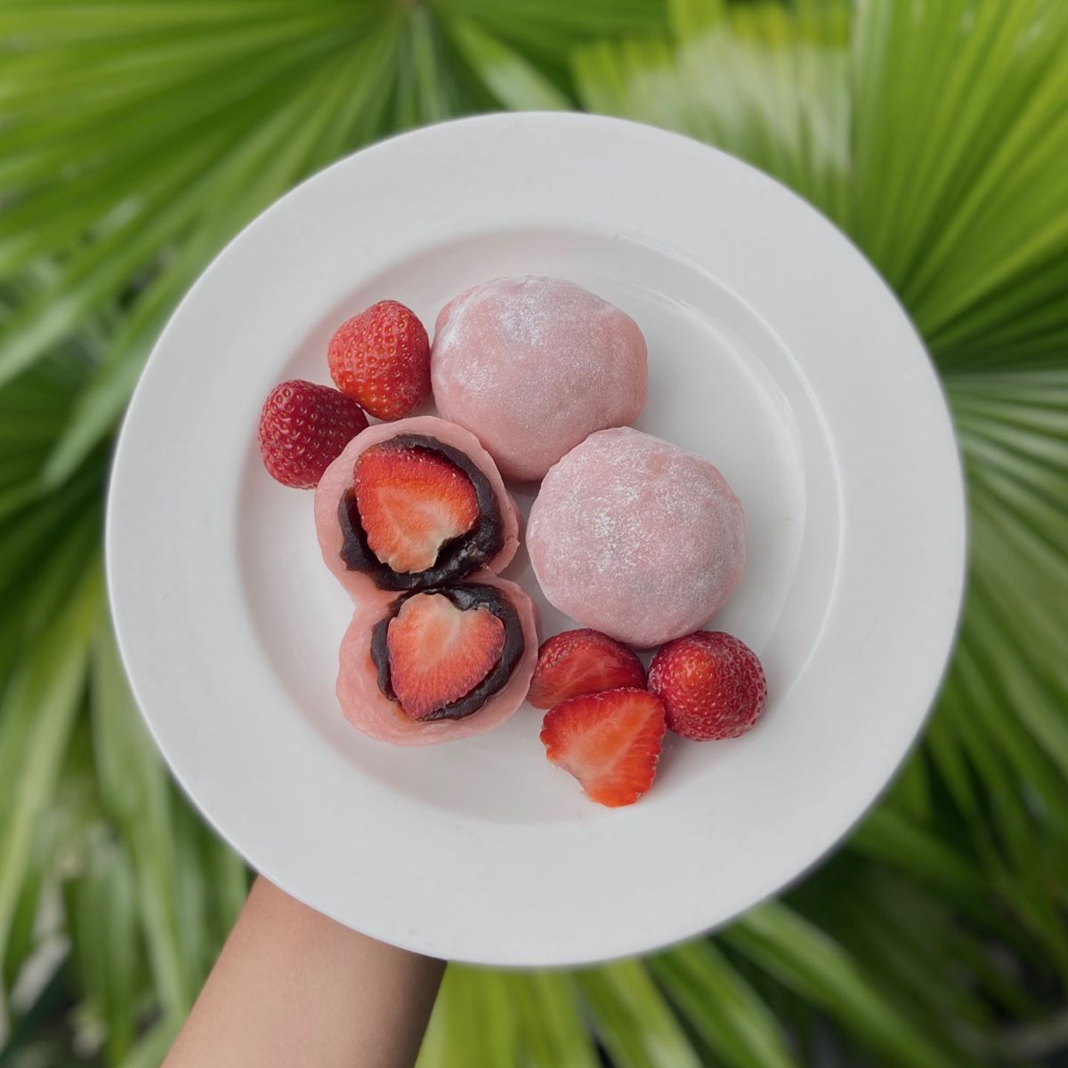 Mochi Daifuku Coklat Stroberi: Resep Super Mudah Anti Gagal!